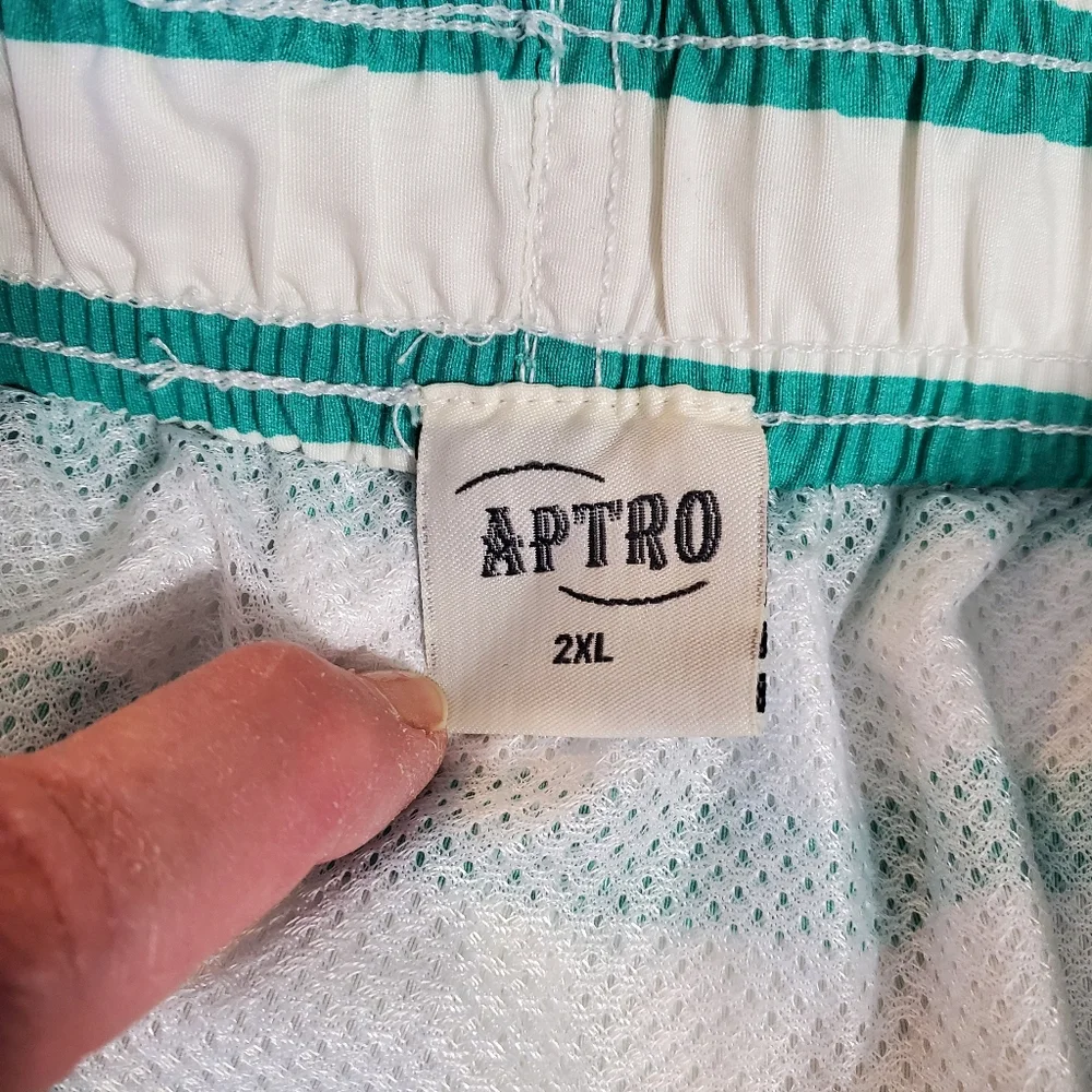 APTRO palm trees